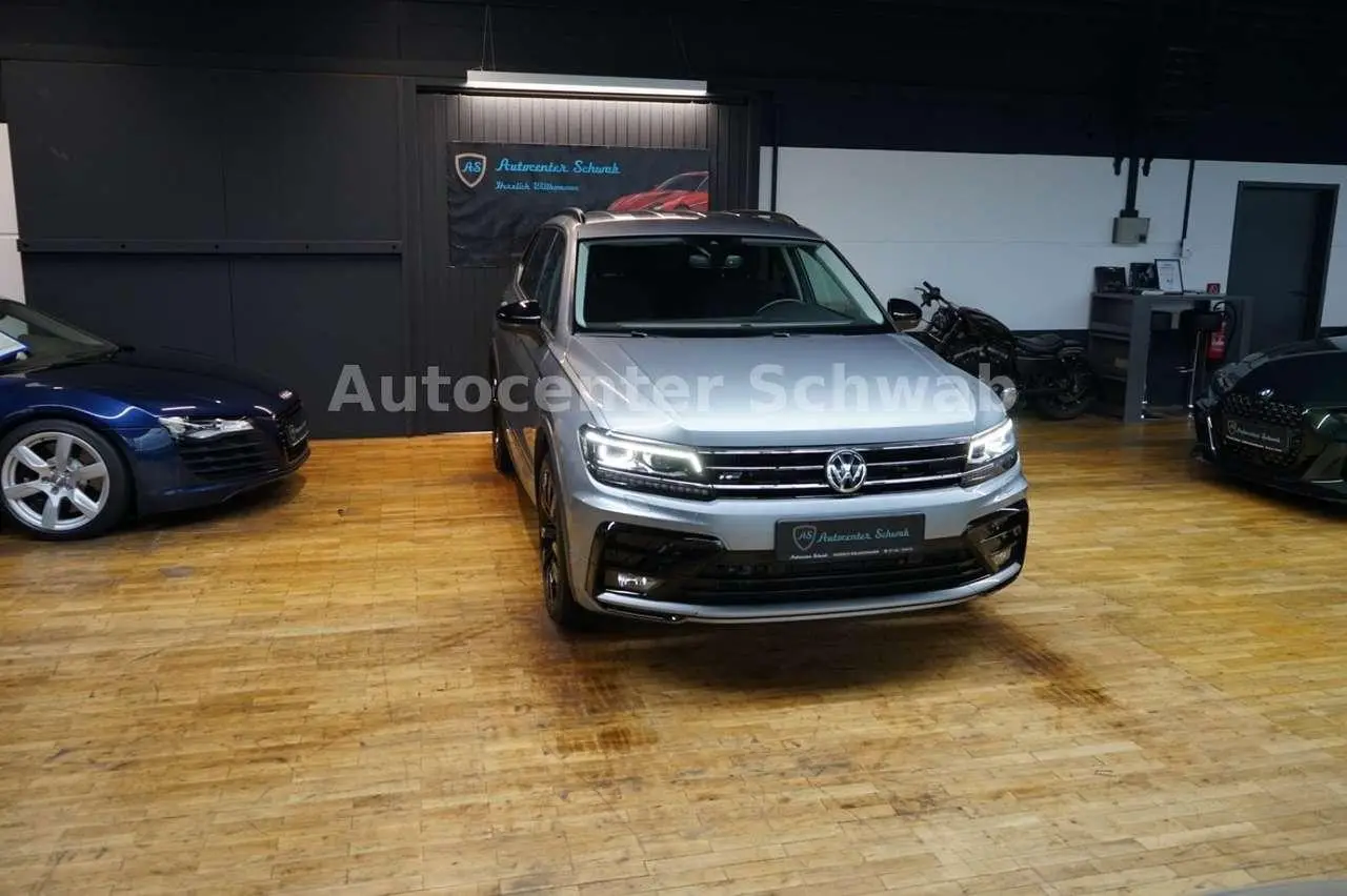 Photo 1 : Volkswagen Tiguan 2020 Diesel