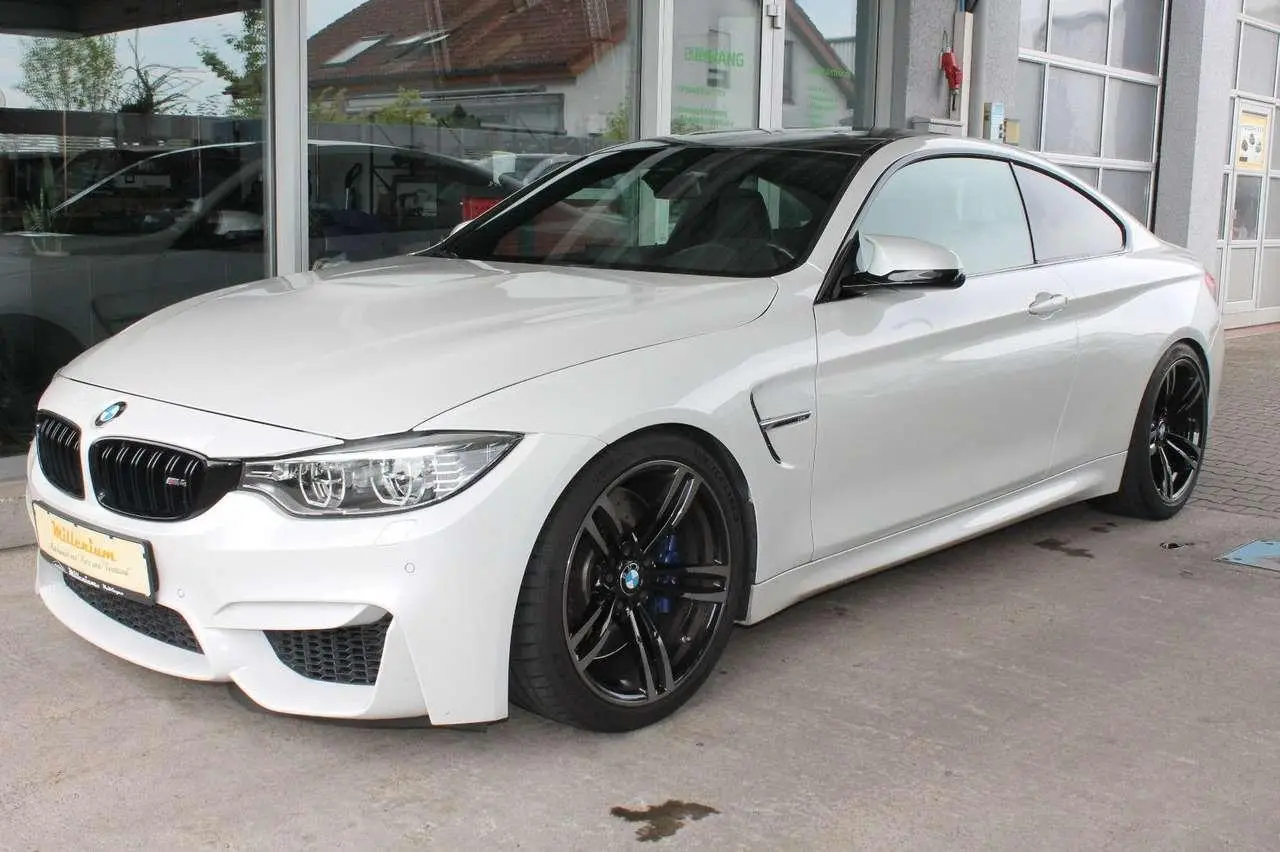 Photo 1 : Bmw M4 2016 Petrol