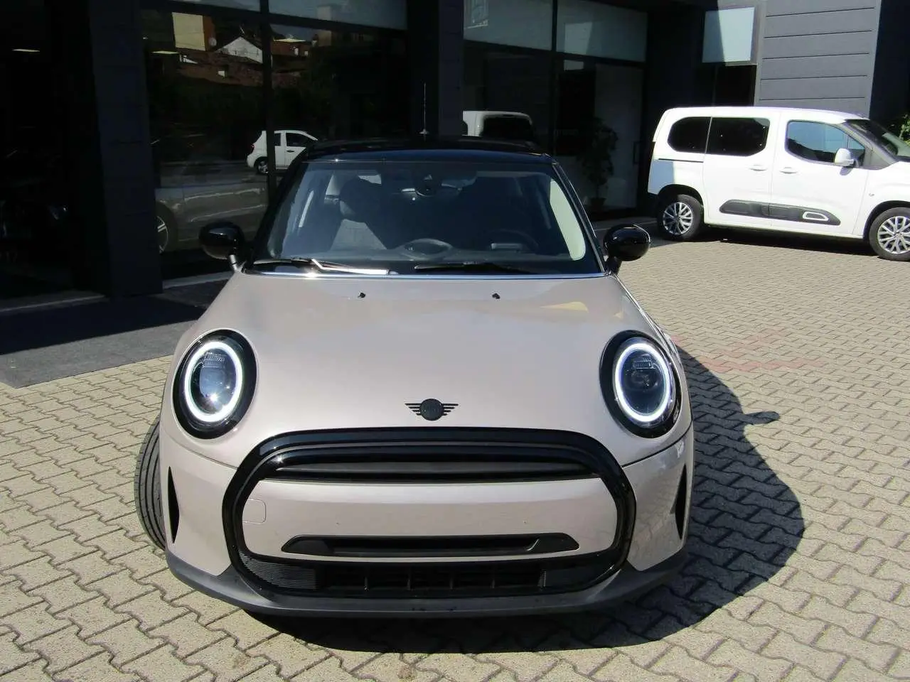 Photo 1 : Mini Cooper 2023 Essence