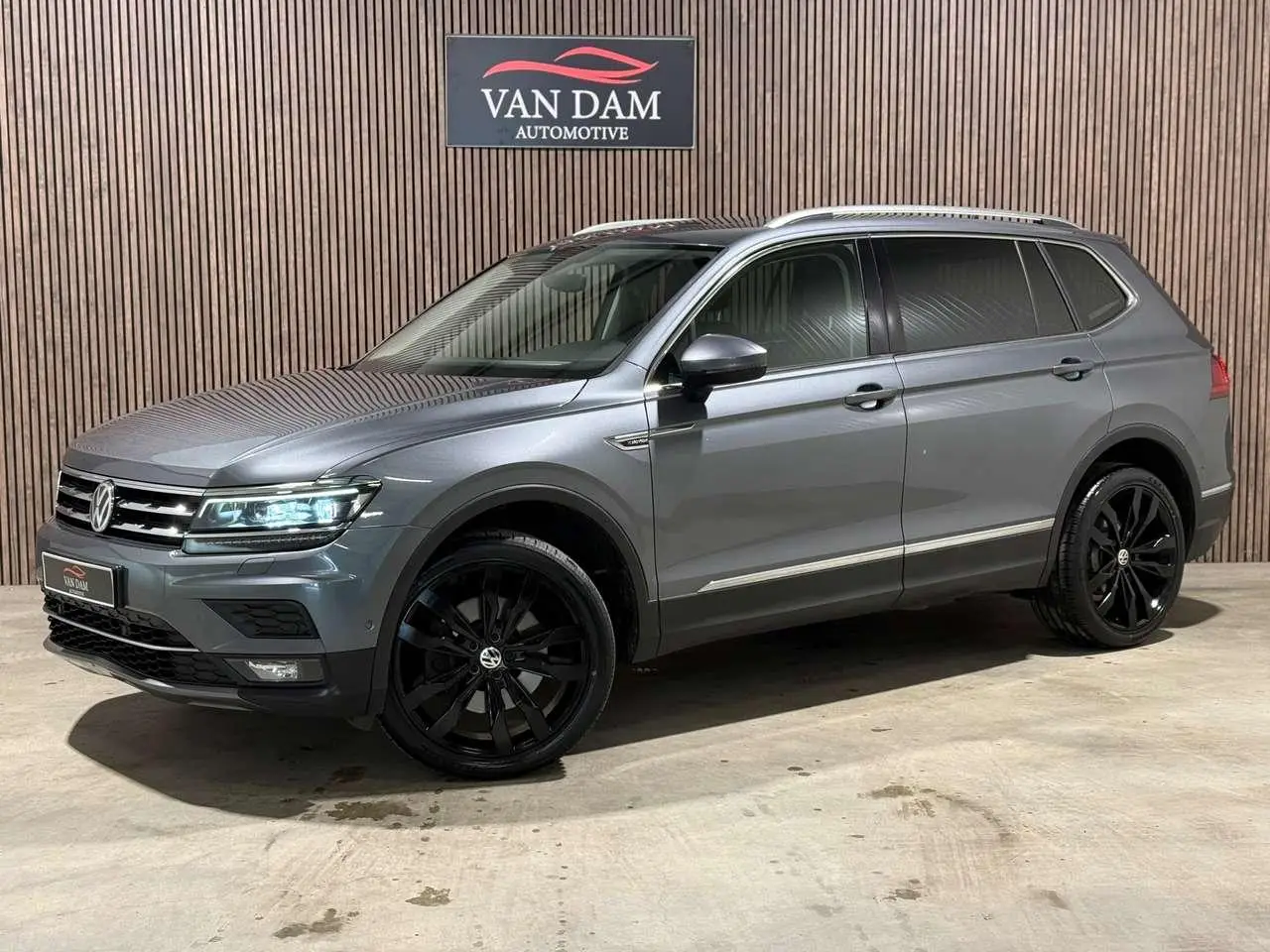 Photo 1 : Volkswagen Tiguan 2019 Essence