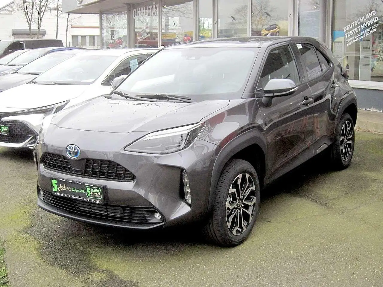 Photo 1 : Toyota Yaris 2024 Hybrid