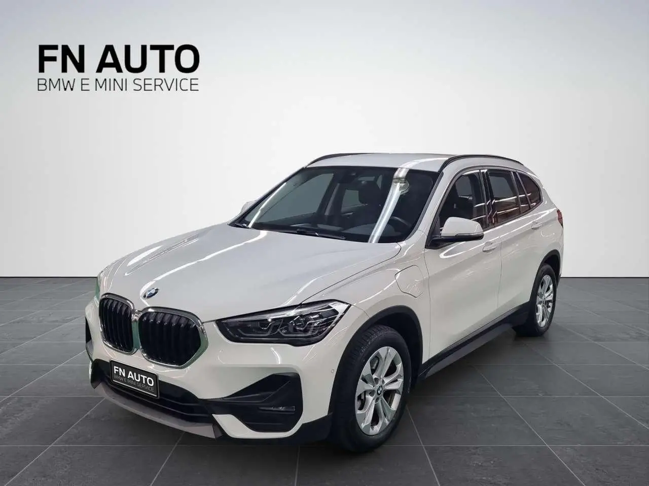 Photo 1 : Bmw X1 2021 Hybride