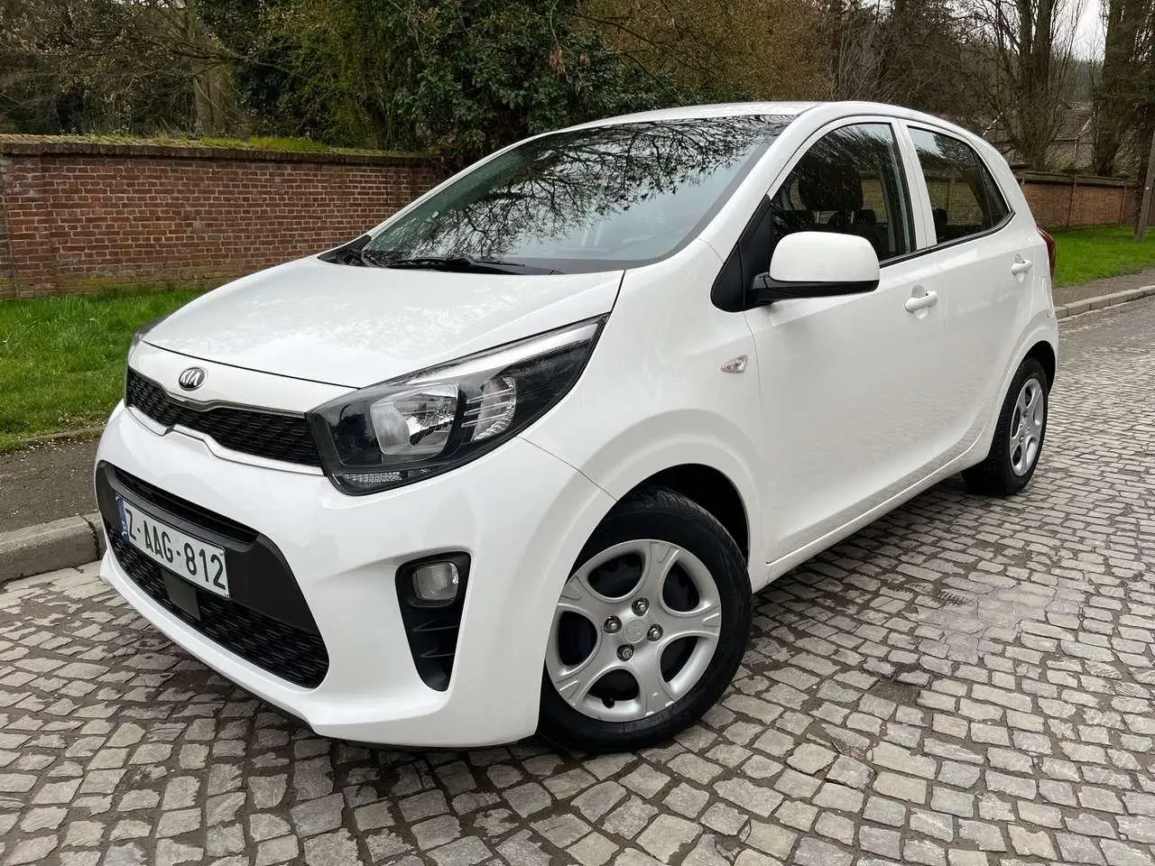 Photo 1 : Kia Picanto 2017 Petrol