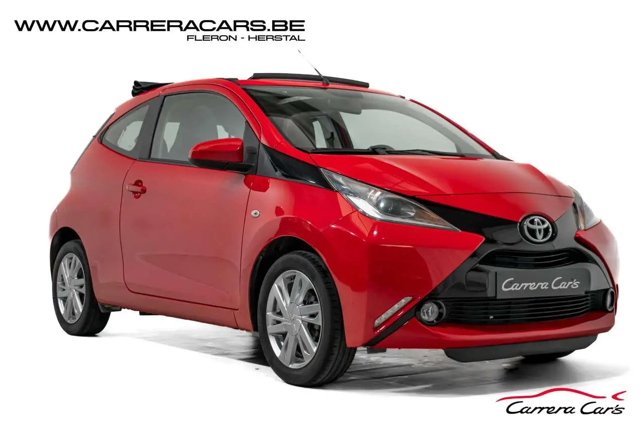 Photo 1 : Toyota Aygo 2015 Petrol