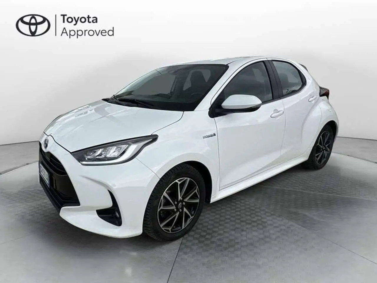 Photo 1 : Toyota Yaris 2021 Hybride