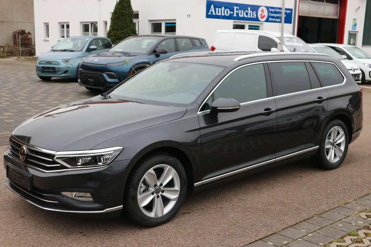 Photo 1 : Volkswagen Passat 2023 Diesel