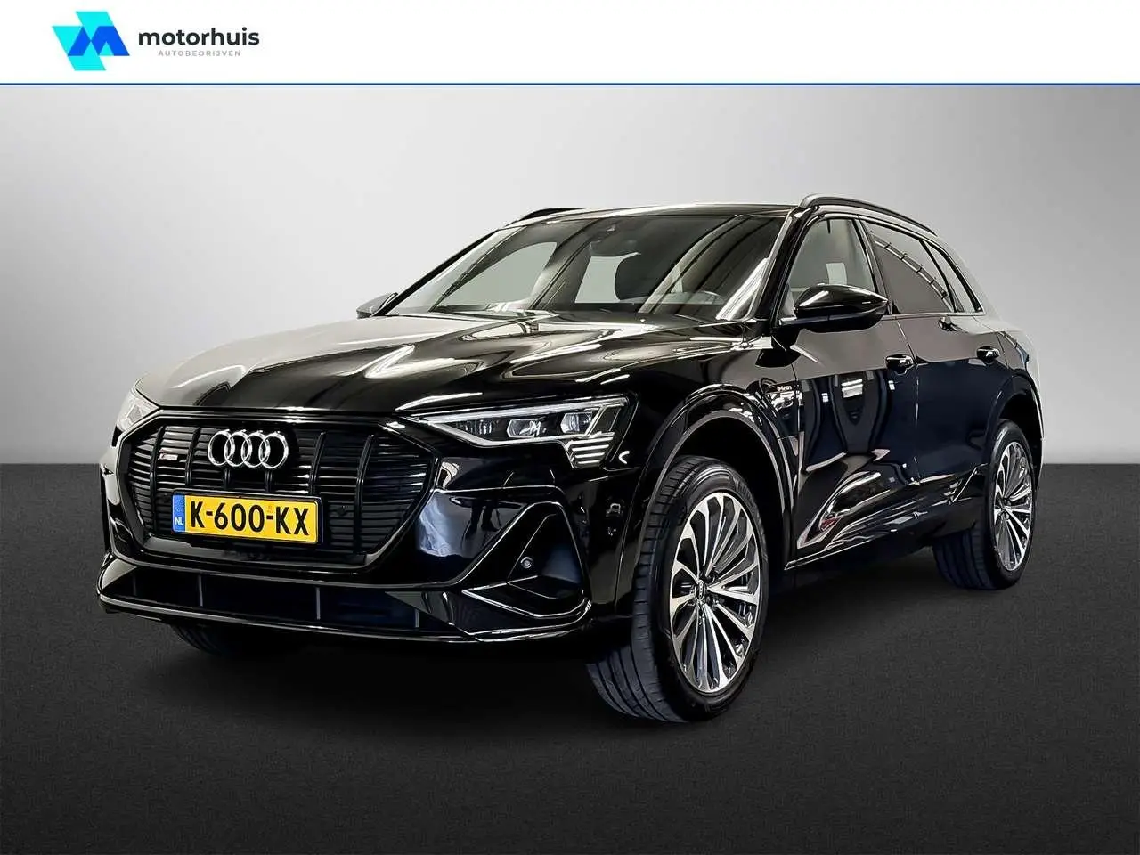 Photo 1 : Audi E-tron 2020 Électrique