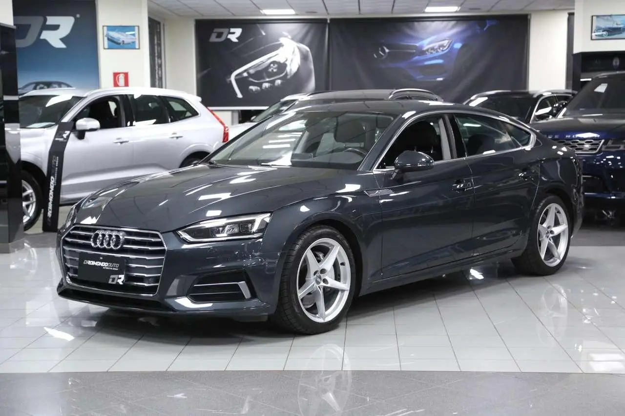 Photo 1 : Audi A5 2019 Diesel