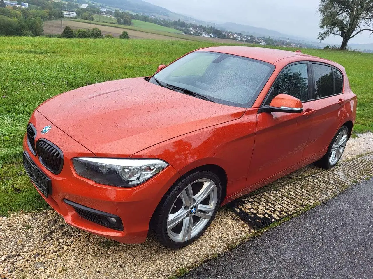 Photo 1 : Bmw Serie 1 2017 Petrol