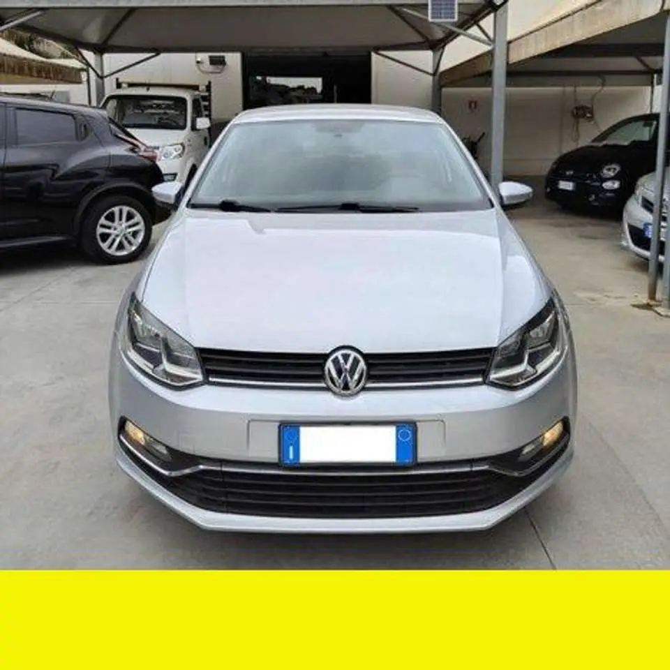 Photo 1 : Volkswagen Polo 2016 Petrol