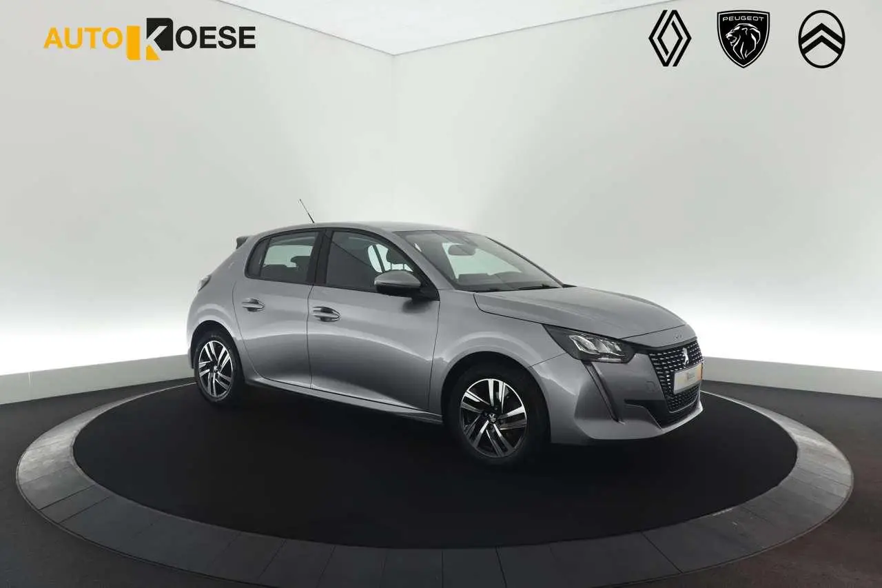 Photo 1 : Peugeot 208 2020 Petrol