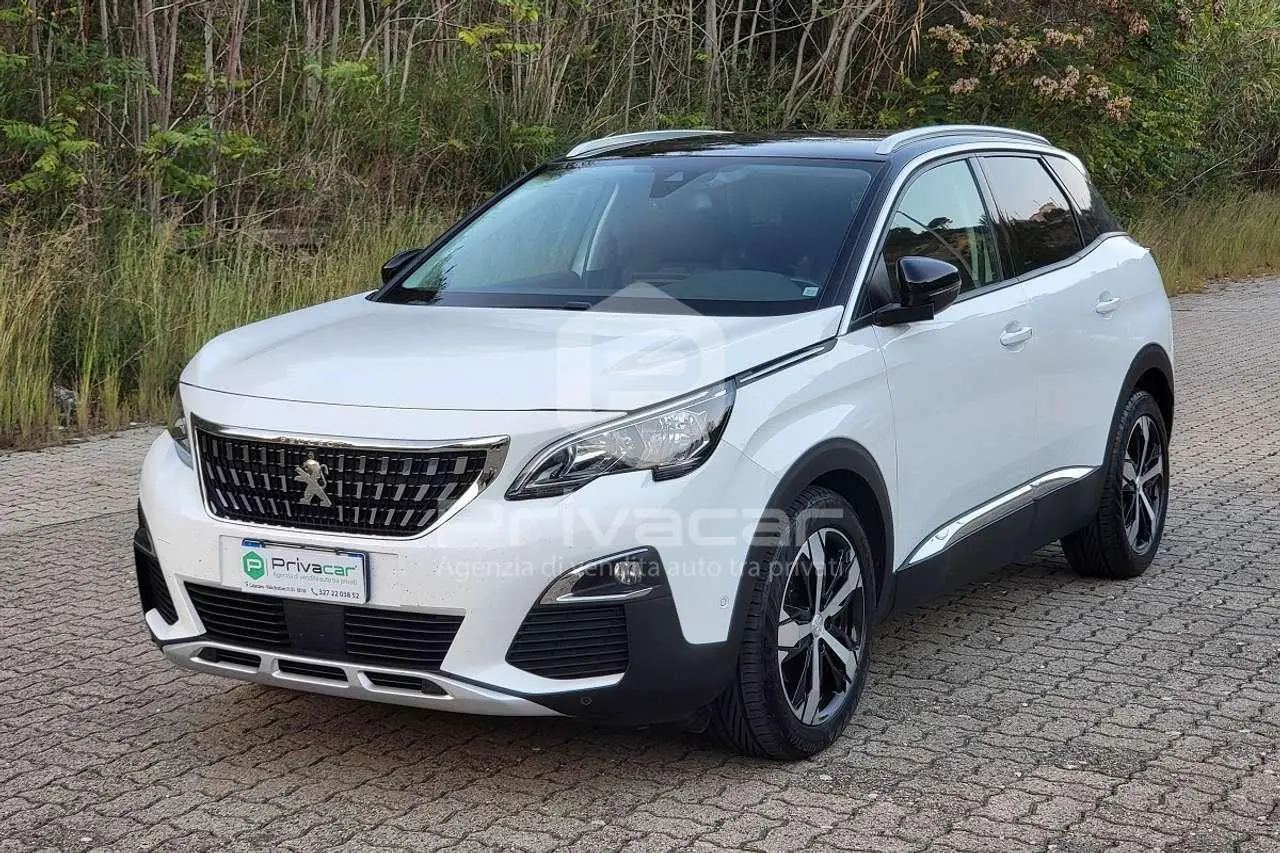 Photo 1 : Peugeot 3008 2020 Diesel