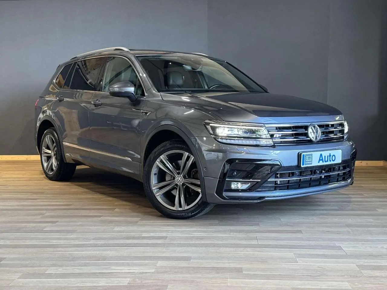 Photo 1 : Volkswagen Tiguan 2018 Essence