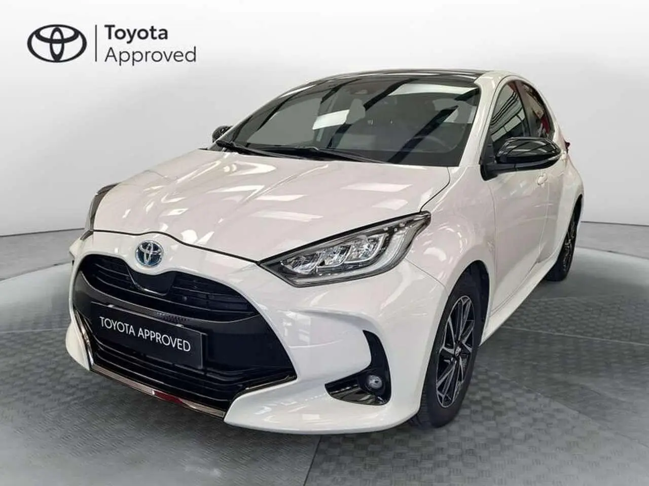 Photo 1 : Toyota Yaris 2021 Hybrid