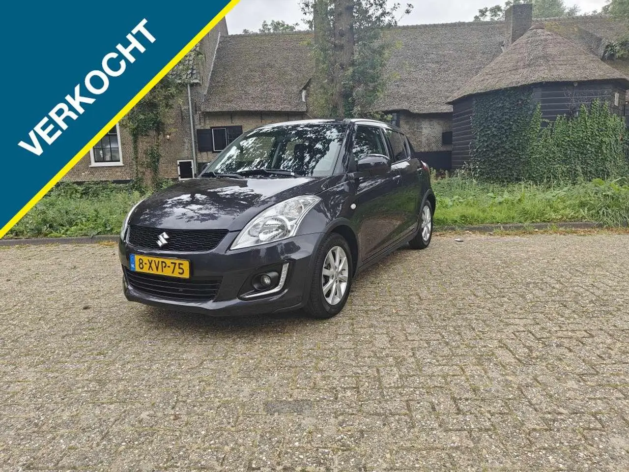 Photo 1 : Suzuki Swift 2014 Petrol