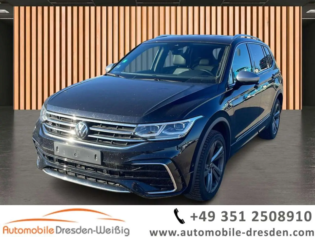 Photo 1 : Volkswagen Tiguan 2024 Essence