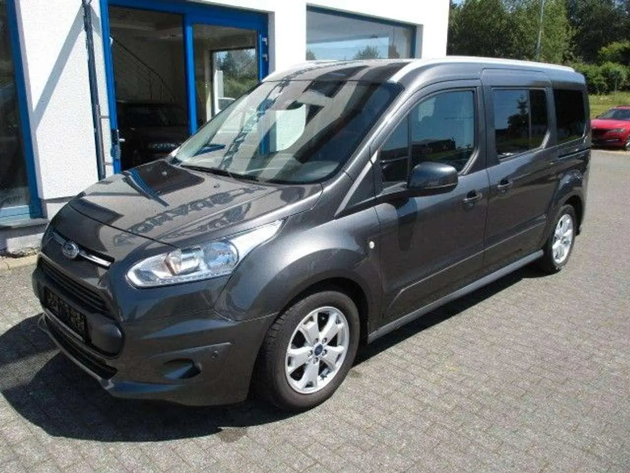 Photo 1 : Ford Grand Tourneo 2017 Diesel