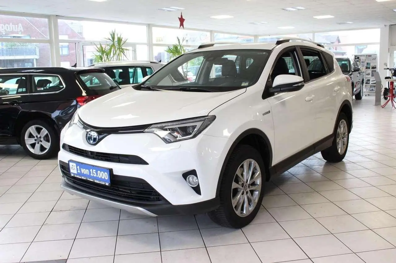 Photo 1 : Toyota Rav4 2017 Hybride