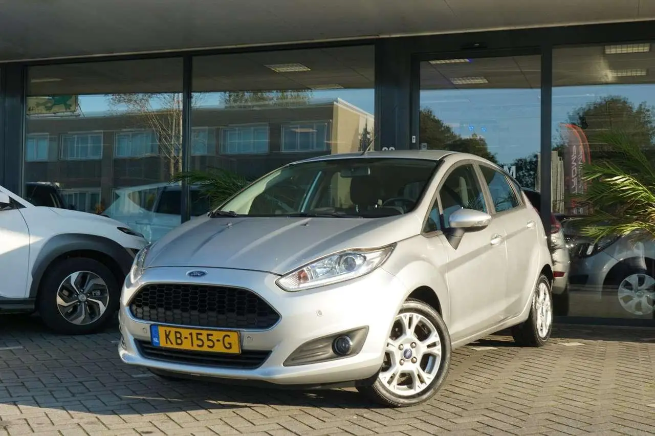 Photo 1 : Ford Fiesta 2016 Essence