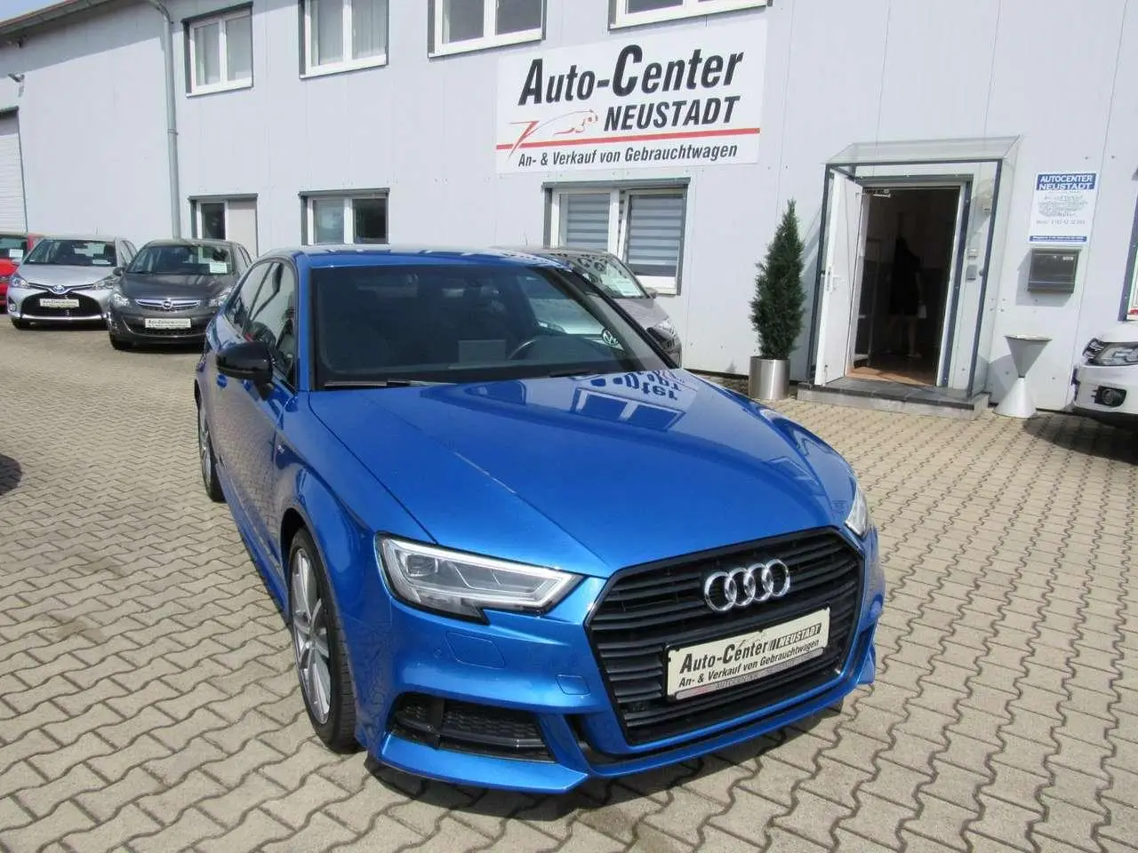 Photo 1 : Audi A3 2017 Petrol