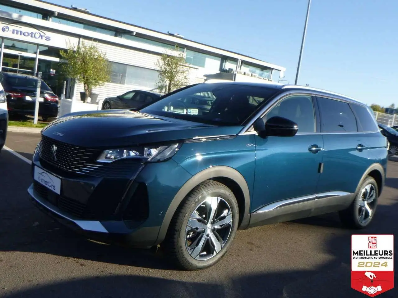 Photo 1 : Peugeot 5008 2024 Diesel