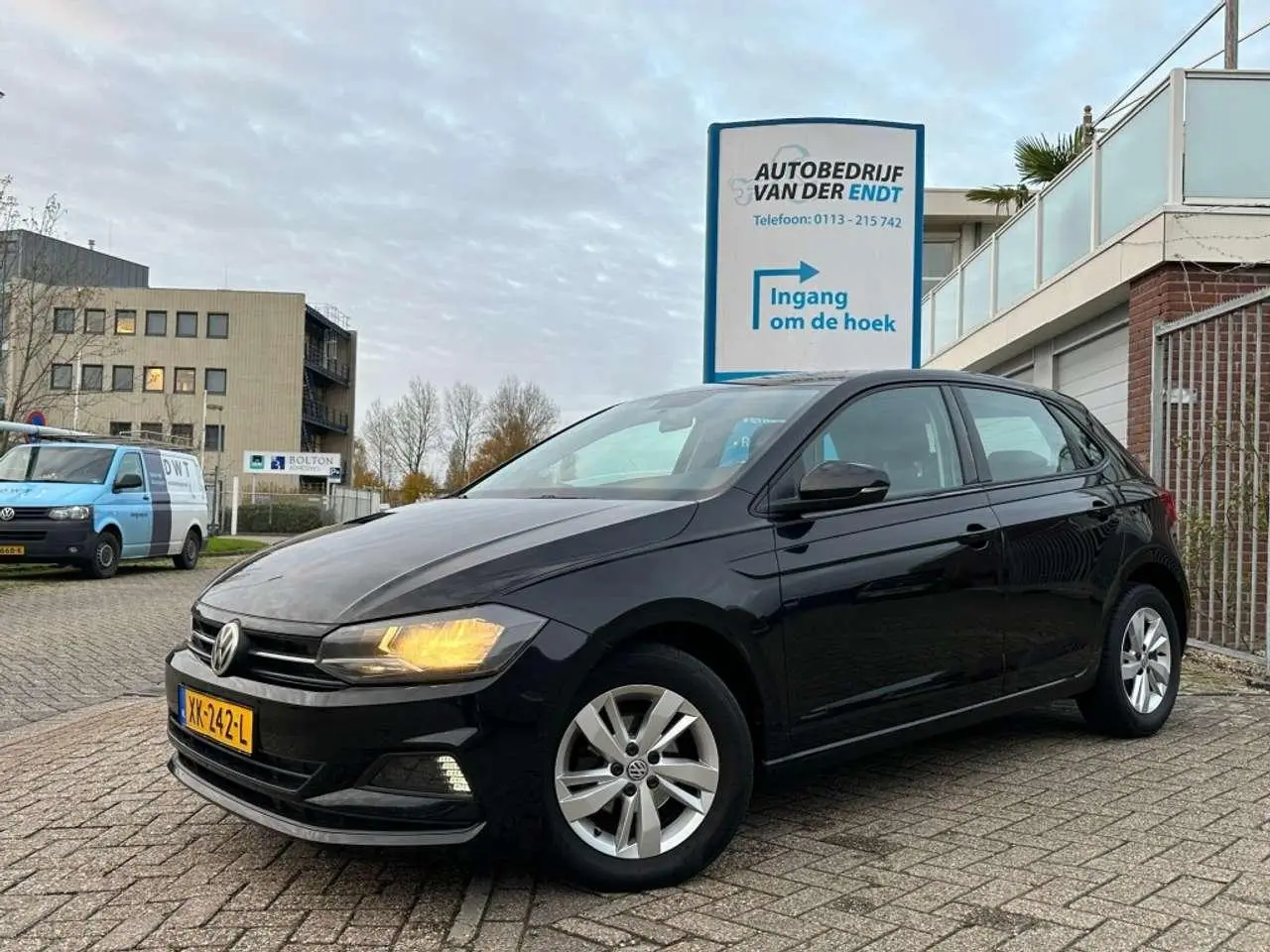 Photo 1 : Volkswagen Polo 2018 Petrol