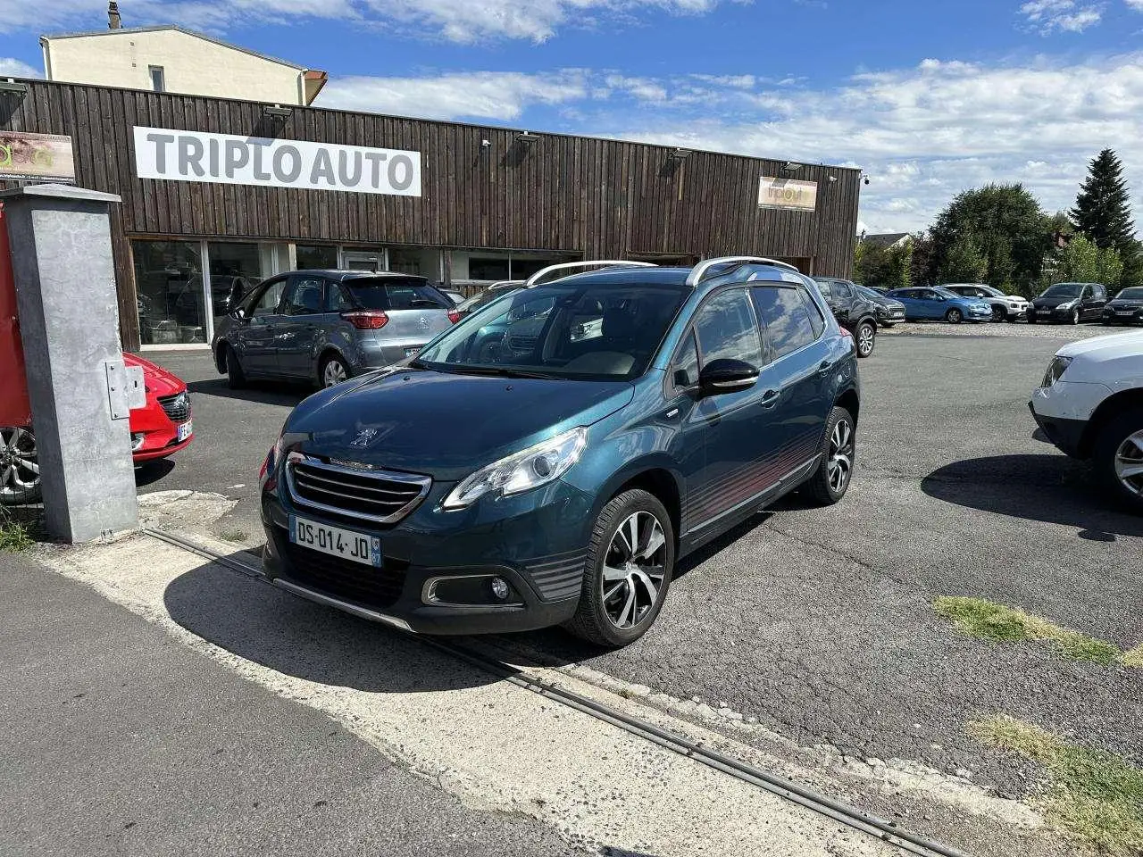 Photo 1 : Peugeot 2008 2015 Essence