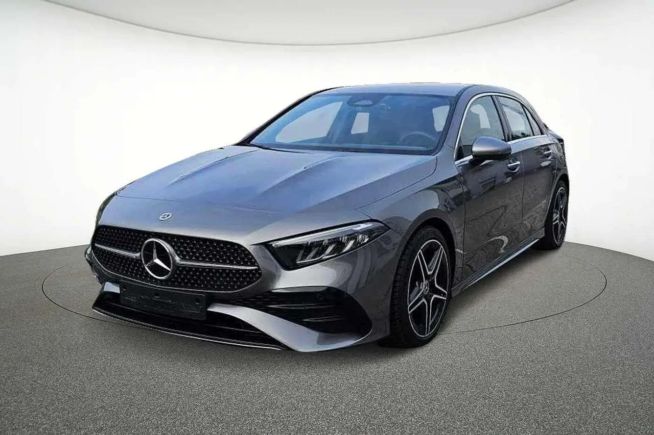 Photo 1 : Mercedes-benz Classe A 2024 Essence