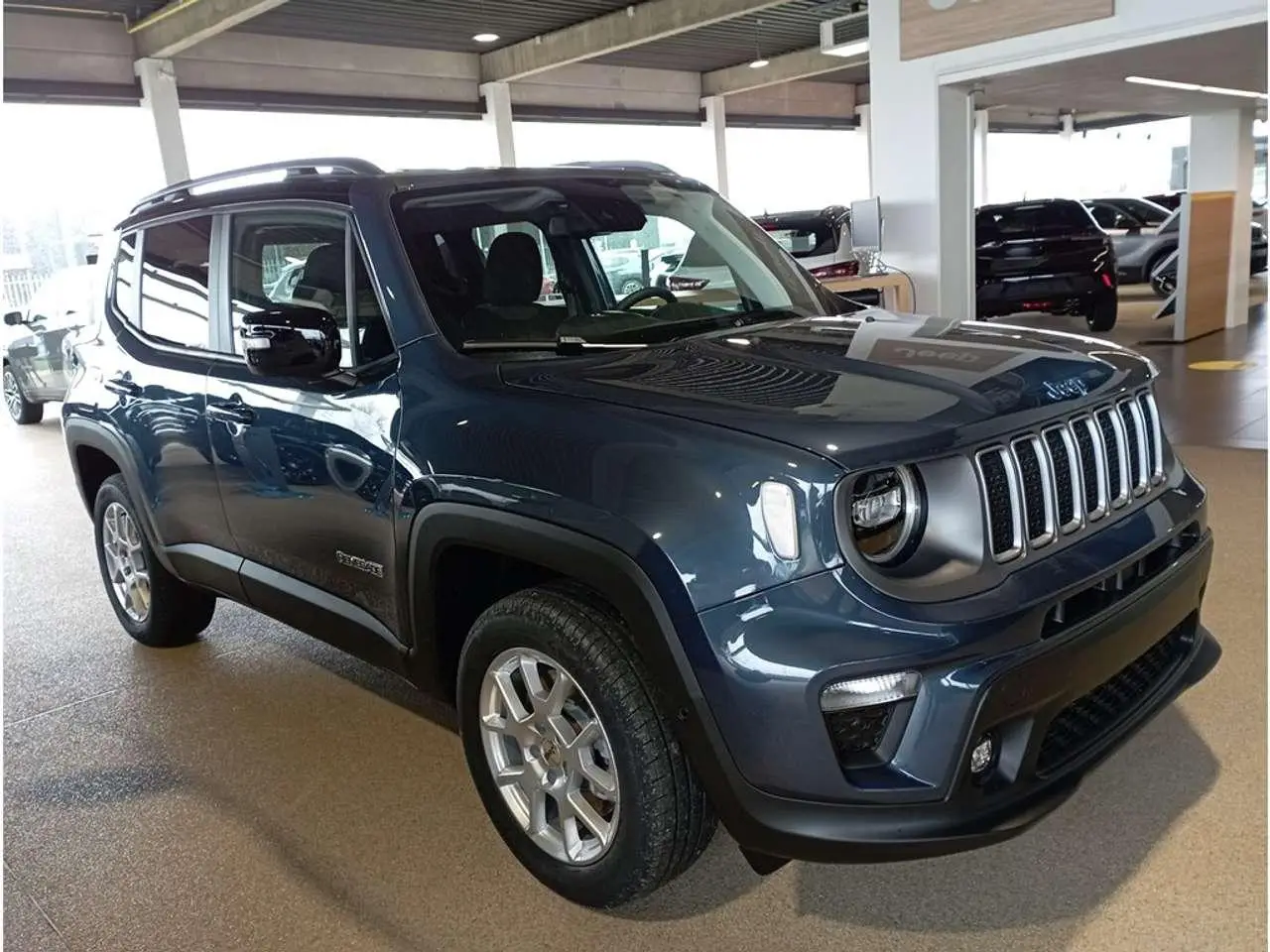 Photo 1 : Jeep Renegade 2023 Petrol