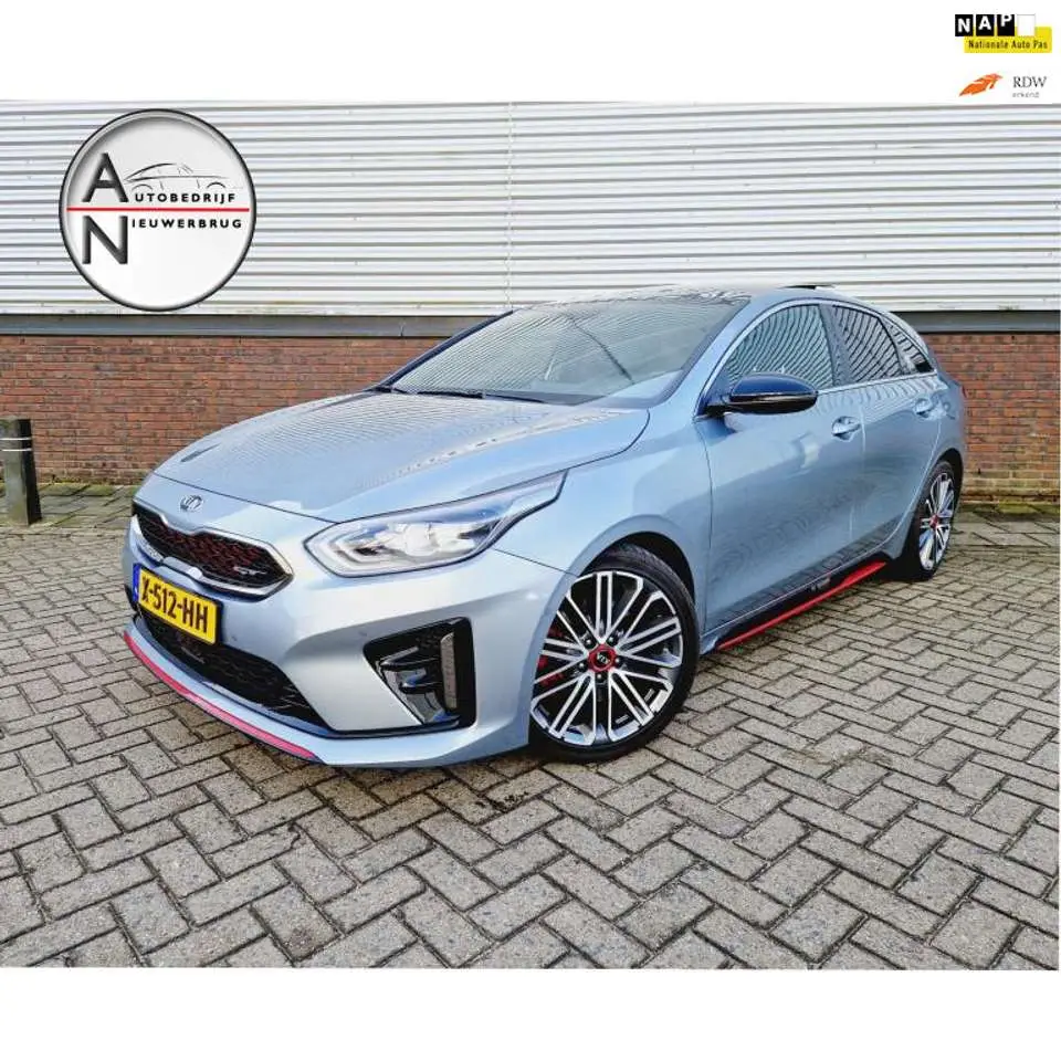 Photo 1 : Kia Proceed 2020 Petrol