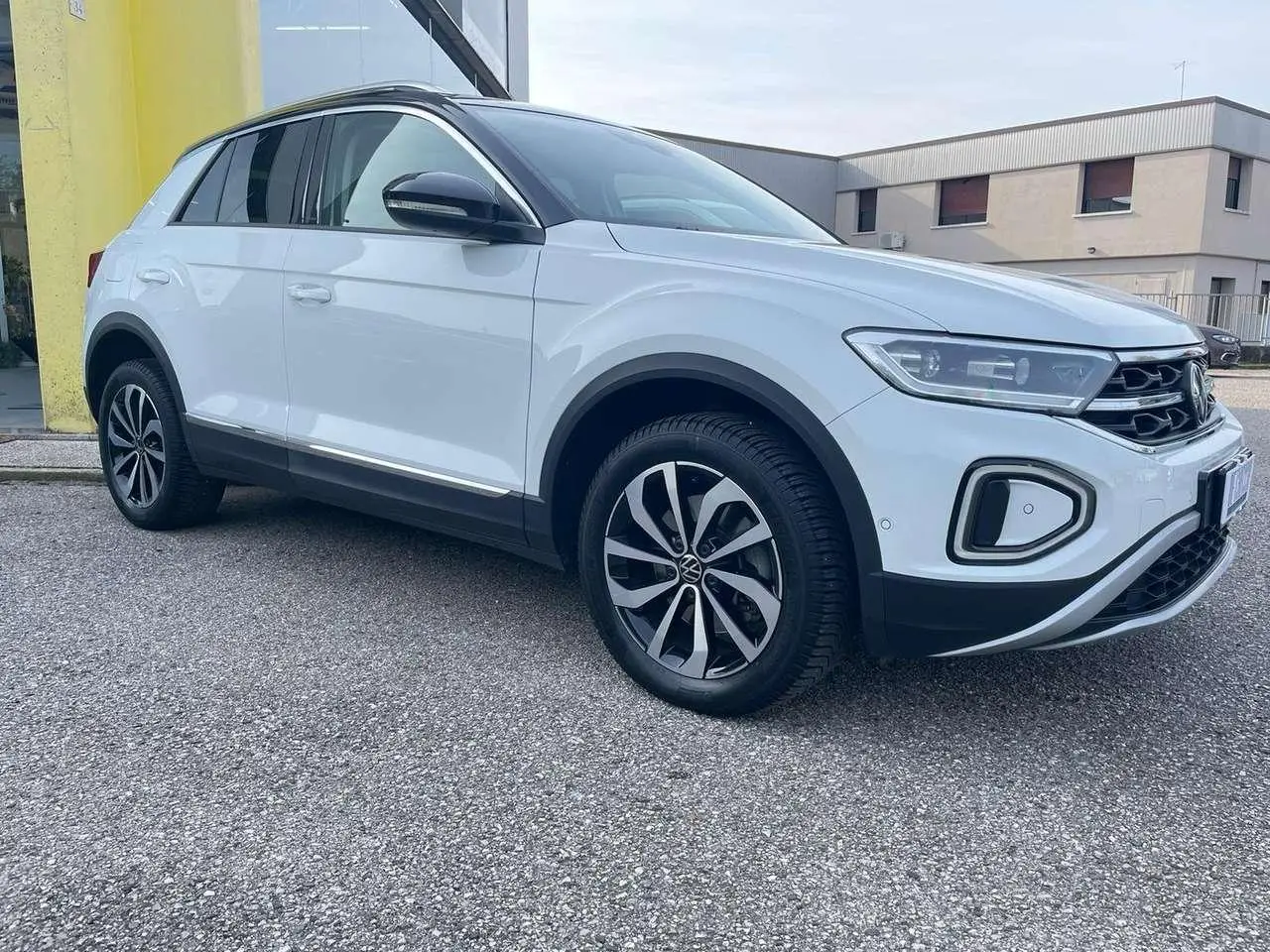 Photo 1 : Volkswagen T-roc 2022 Diesel