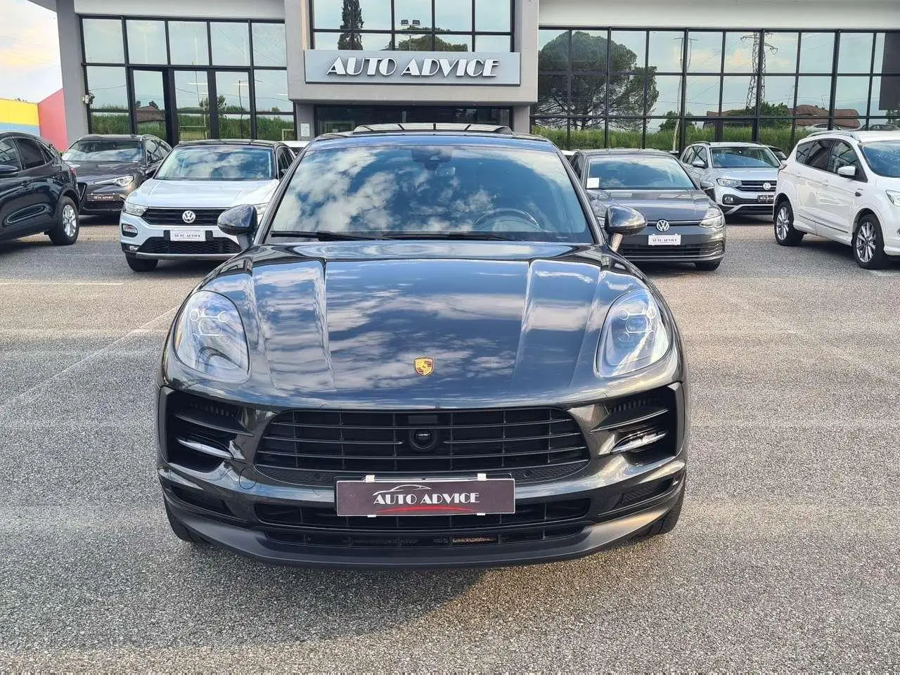 Photo 1 : Porsche Macan 2019 Essence