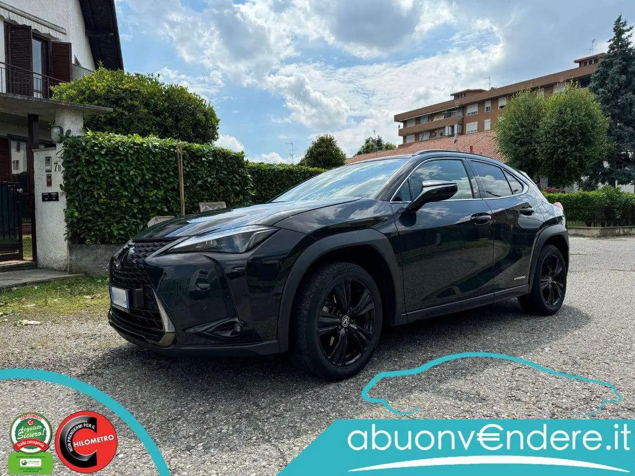 Photo 1 : Lexus Ux 2021 Hybride