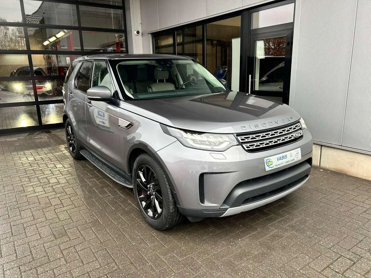 Photo 1 : Land Rover Discovery 2020 Petrol