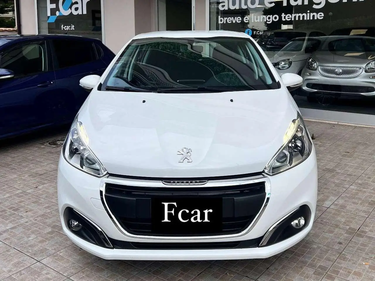 Photo 1 : Peugeot 208 2017 Petrol