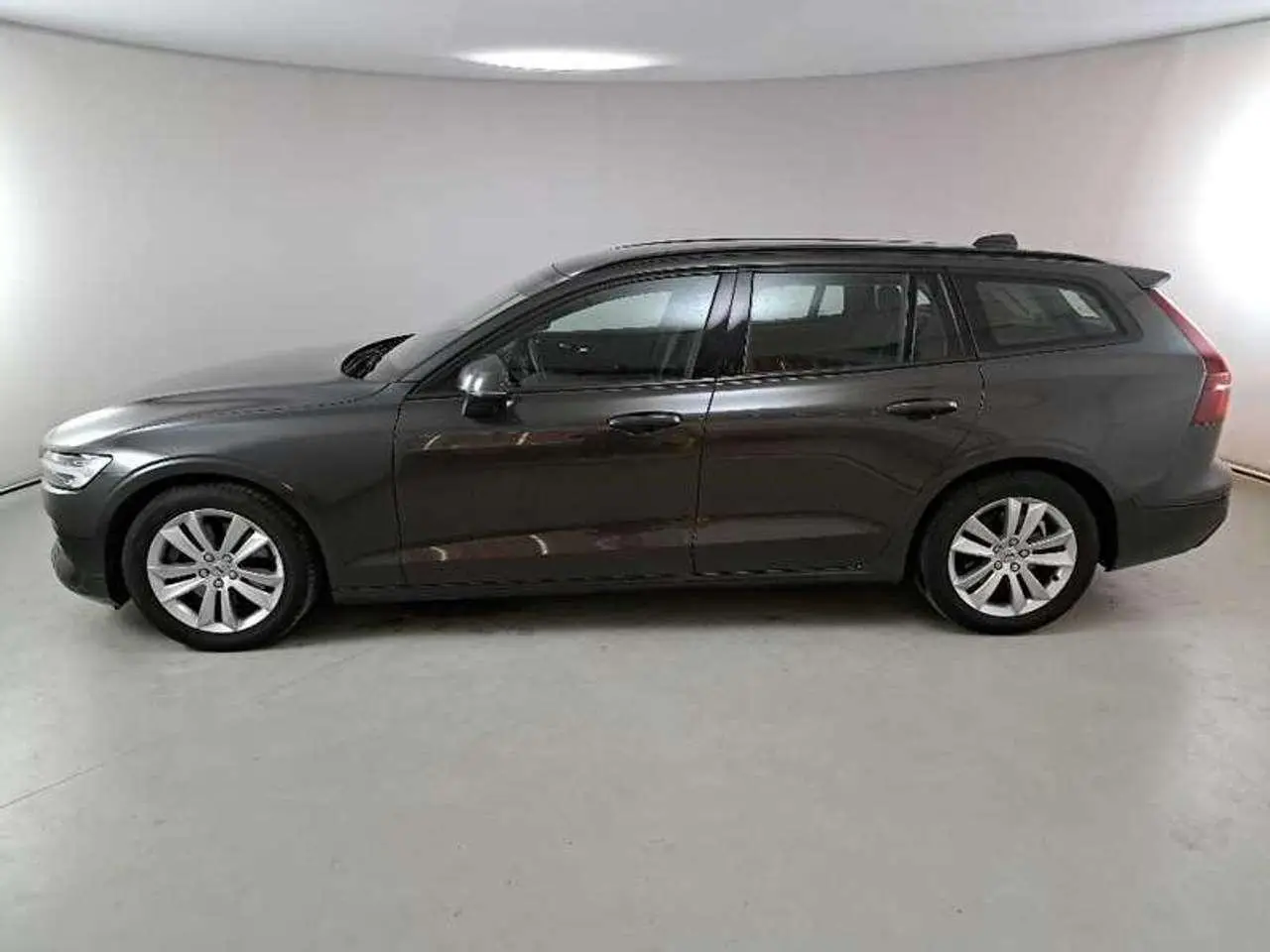 Photo 1 : Volvo V60 2021 Hybrid