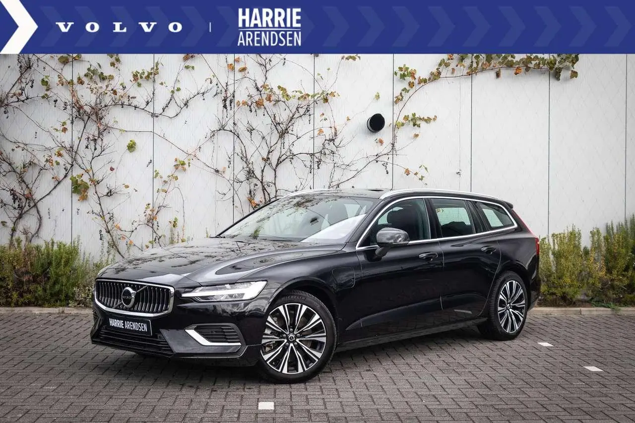 Photo 1 : Volvo V60 2023 Hybrid