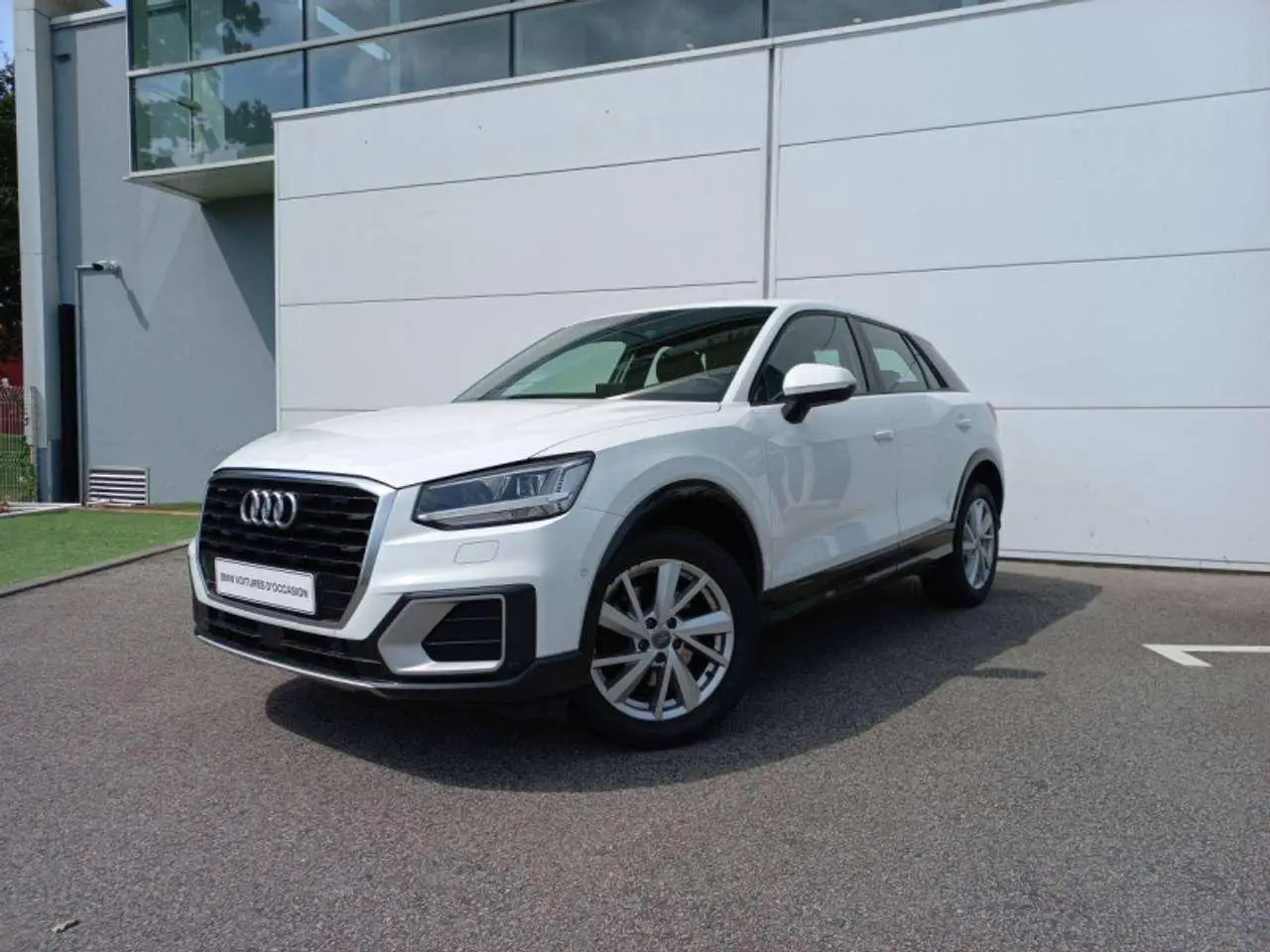 Photo 1 : Audi Q2 2018 Petrol