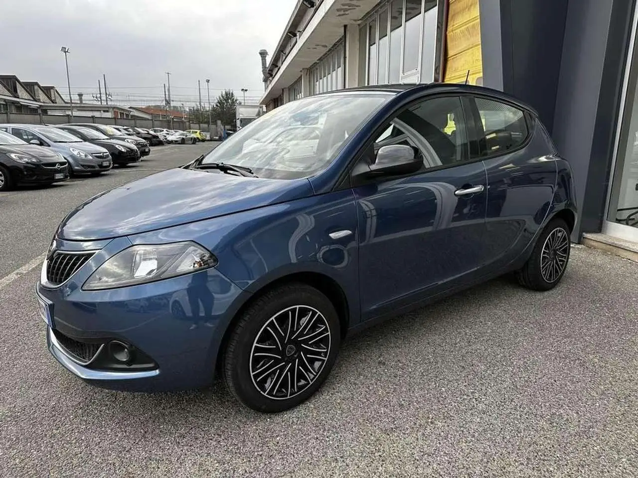 Photo 1 : Lancia Ypsilon 2023 GPL