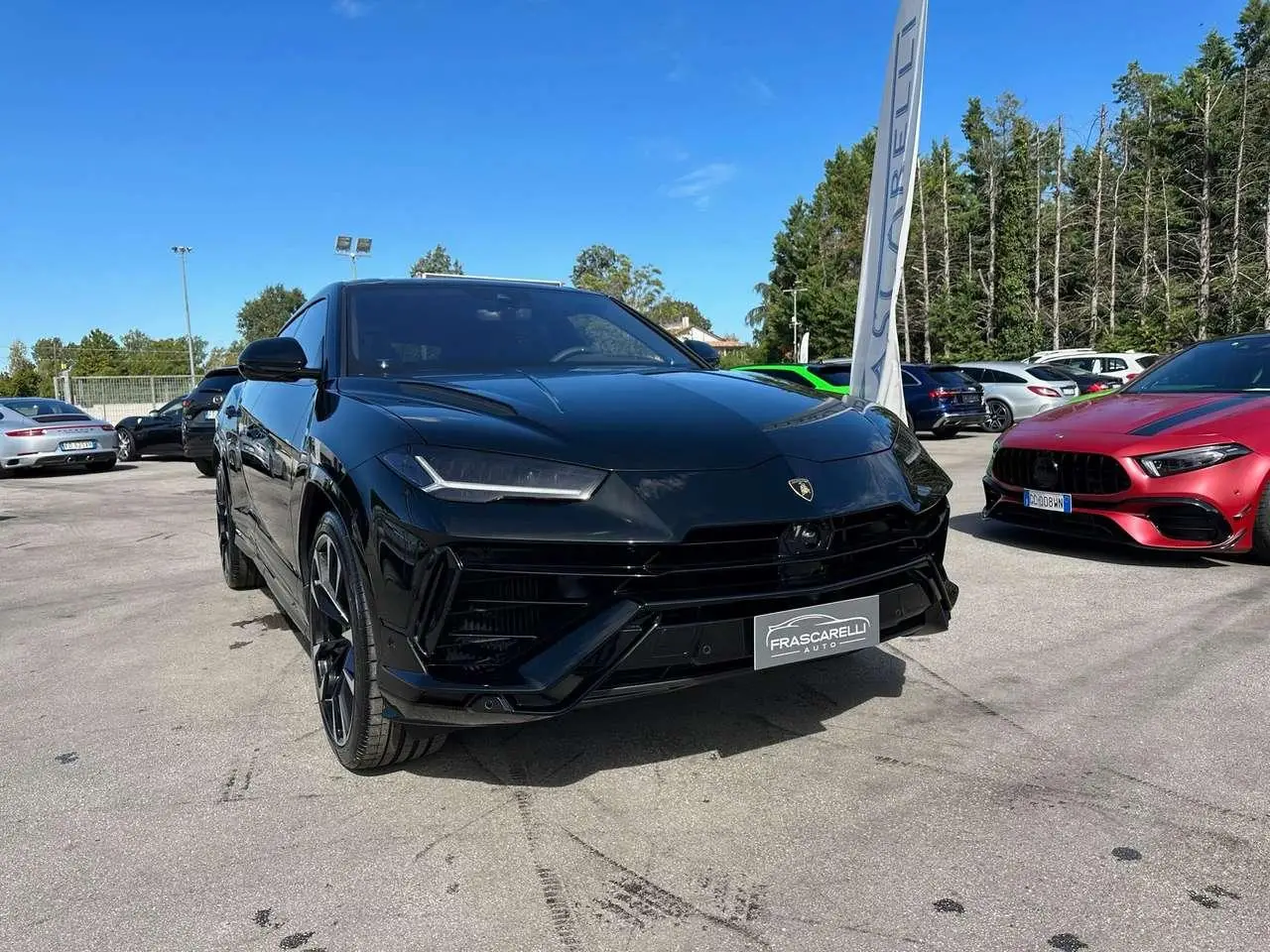 Photo 1 : Lamborghini Urus 2023 Petrol