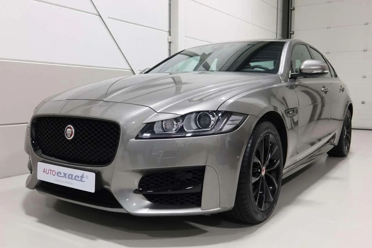 Photo 1 : Jaguar Xf 2019 Essence