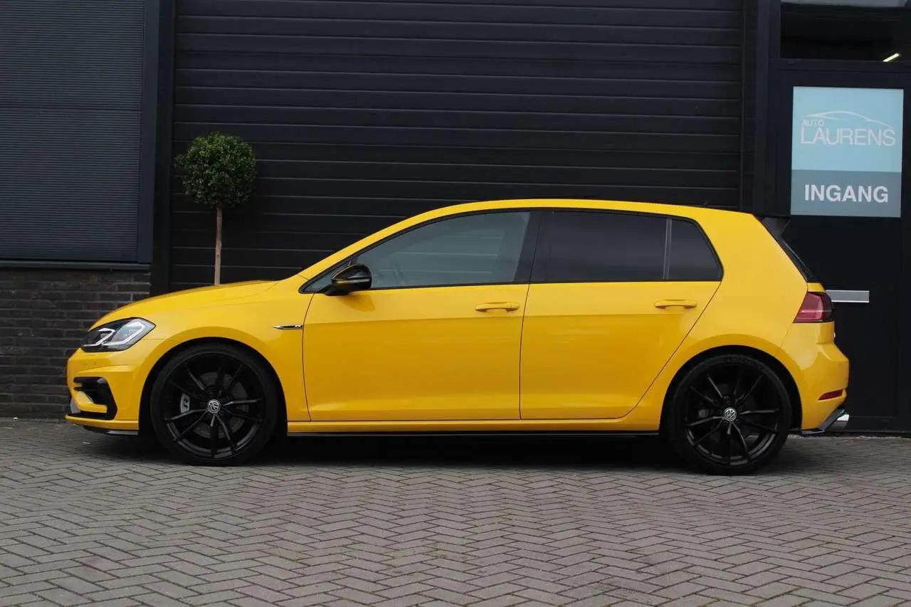 Photo 1 : Volkswagen Golf 2018 Essence