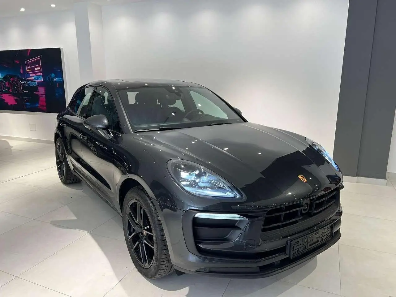 Photo 1 : Porsche Macan 2022 Essence