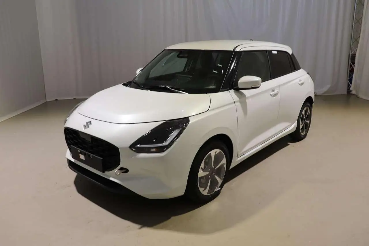 Photo 1 : Suzuki Swift 2024 Essence