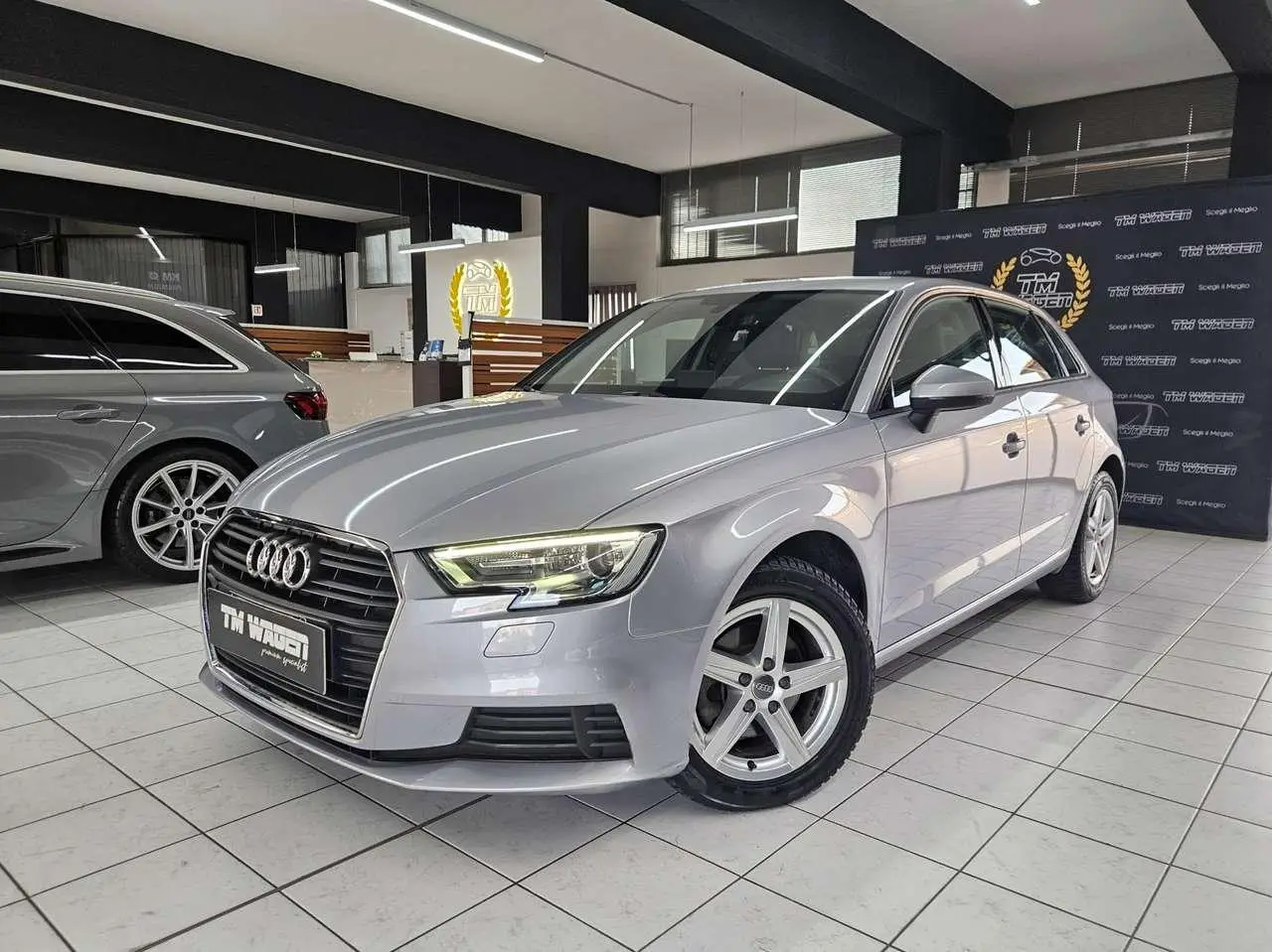 Photo 1 : Audi A3 2019 Diesel