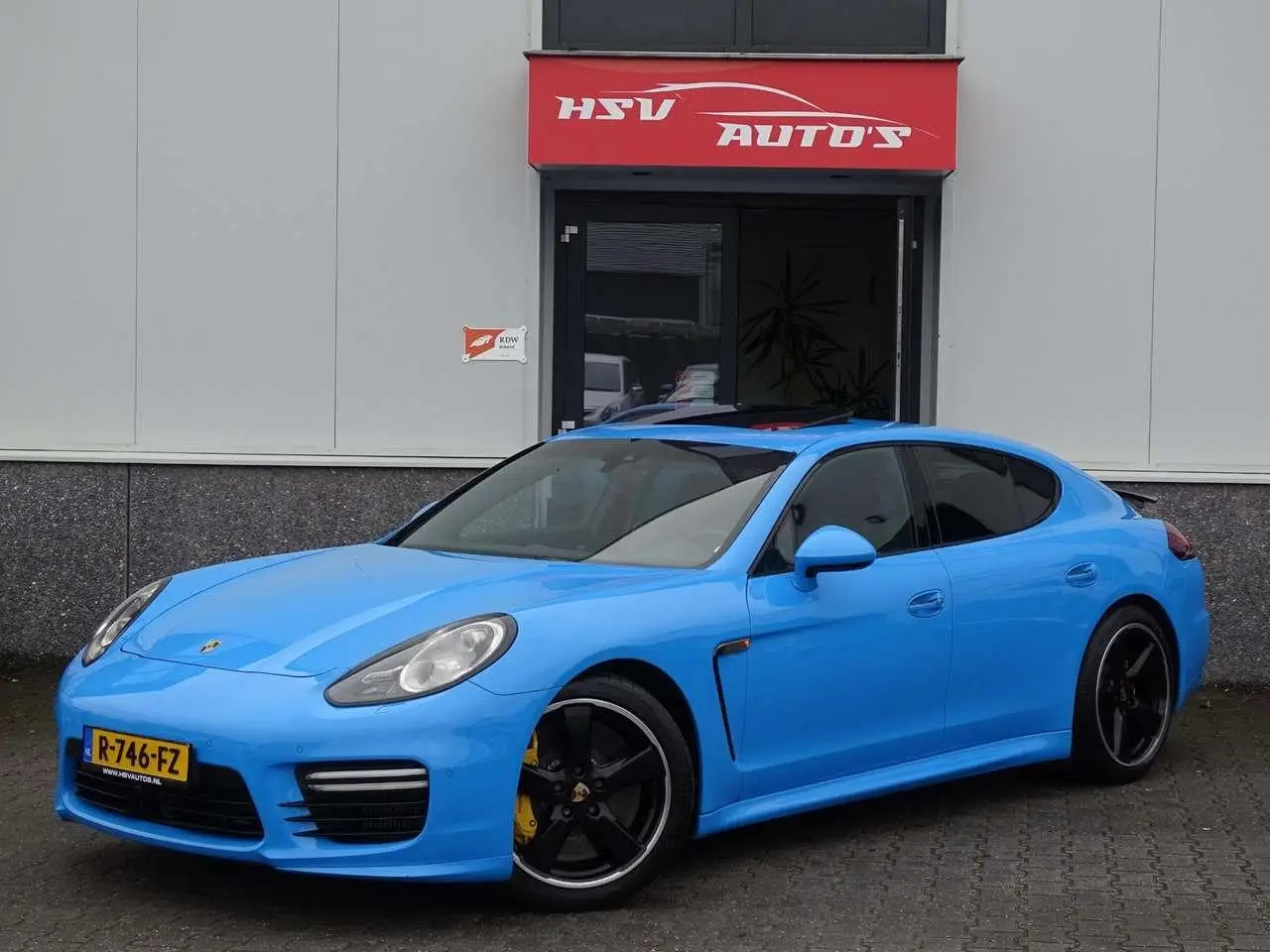 Photo 1 : Porsche Panamera 2015 Essence