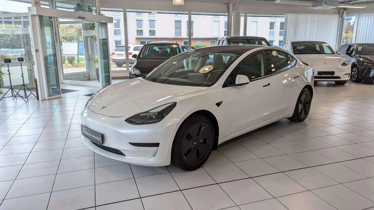 Photo 1 : Tesla Model 3 2021 Electric