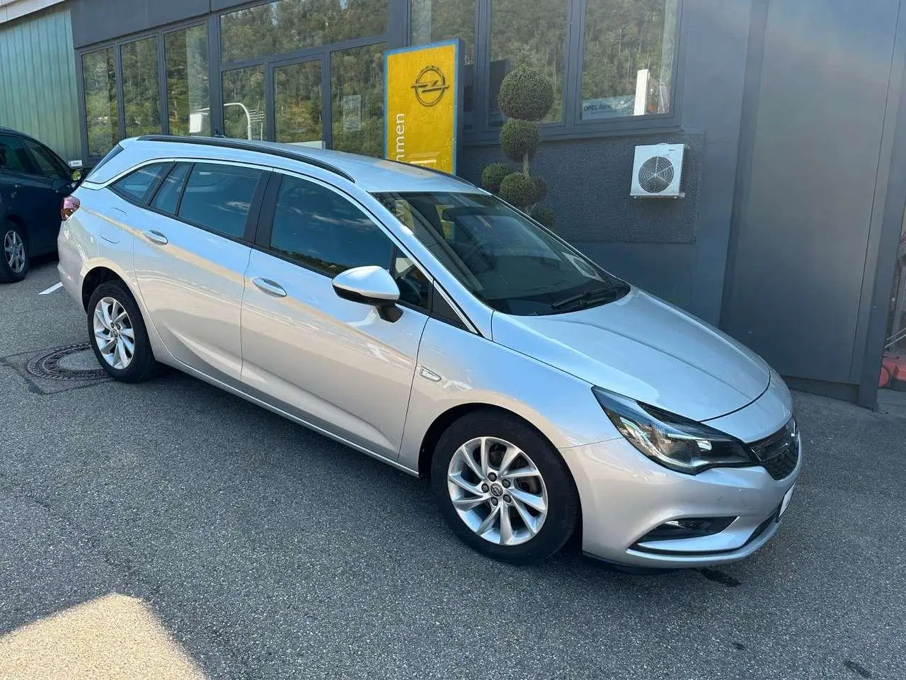 Photo 1 : Opel Astra 2019 Diesel