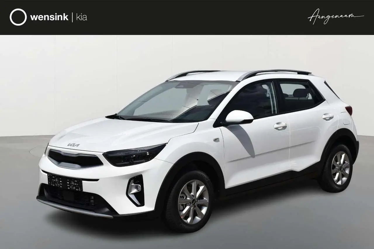 Photo 1 : Kia Stonic 2024 Essence