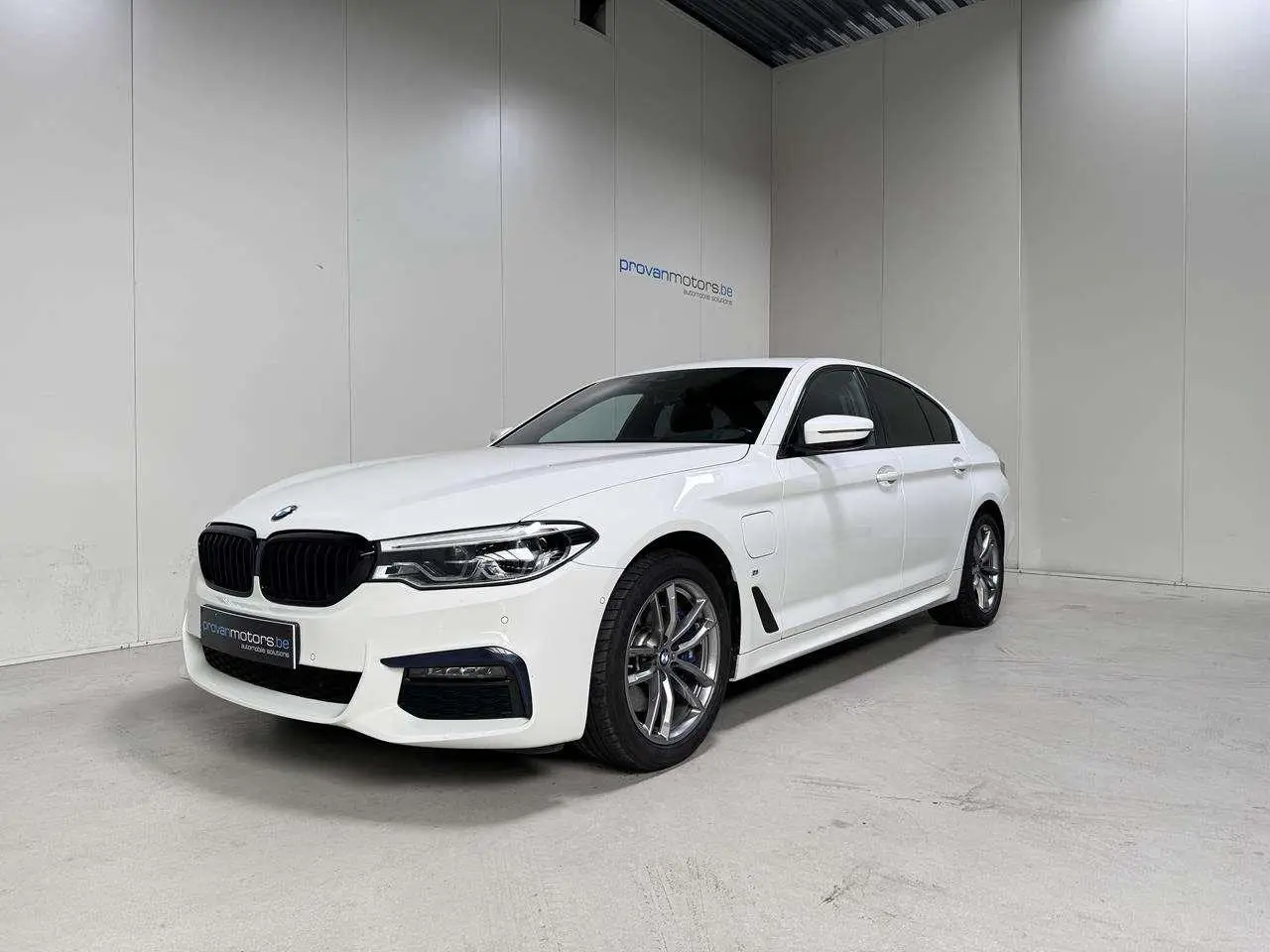 Photo 1 : Bmw Serie 5 2019 Hybrid